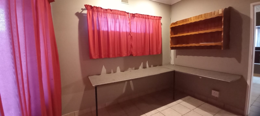3 Bedroom Property for Sale in Songloed North West